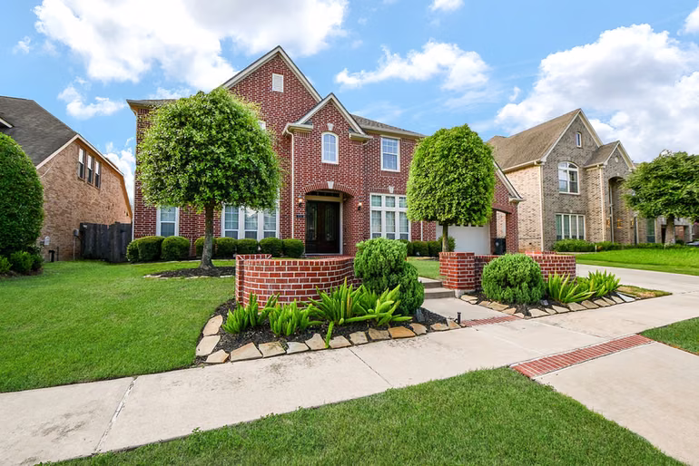 Photo of 826 Delford Way, Sugar Land, TX