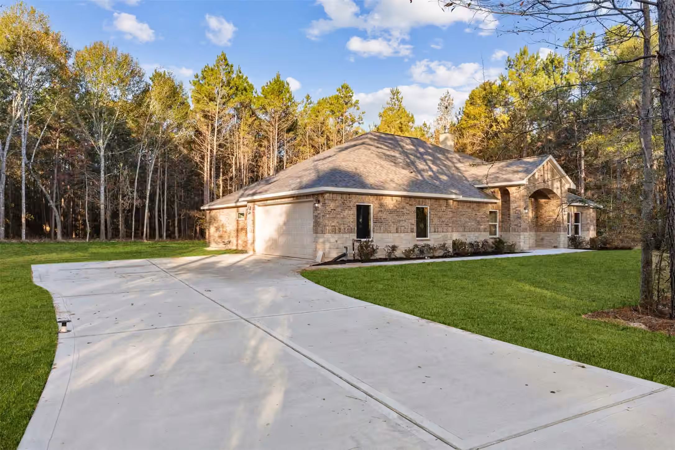 Photo 6 of 105 Wood Forest Lane, Huntsville, TX