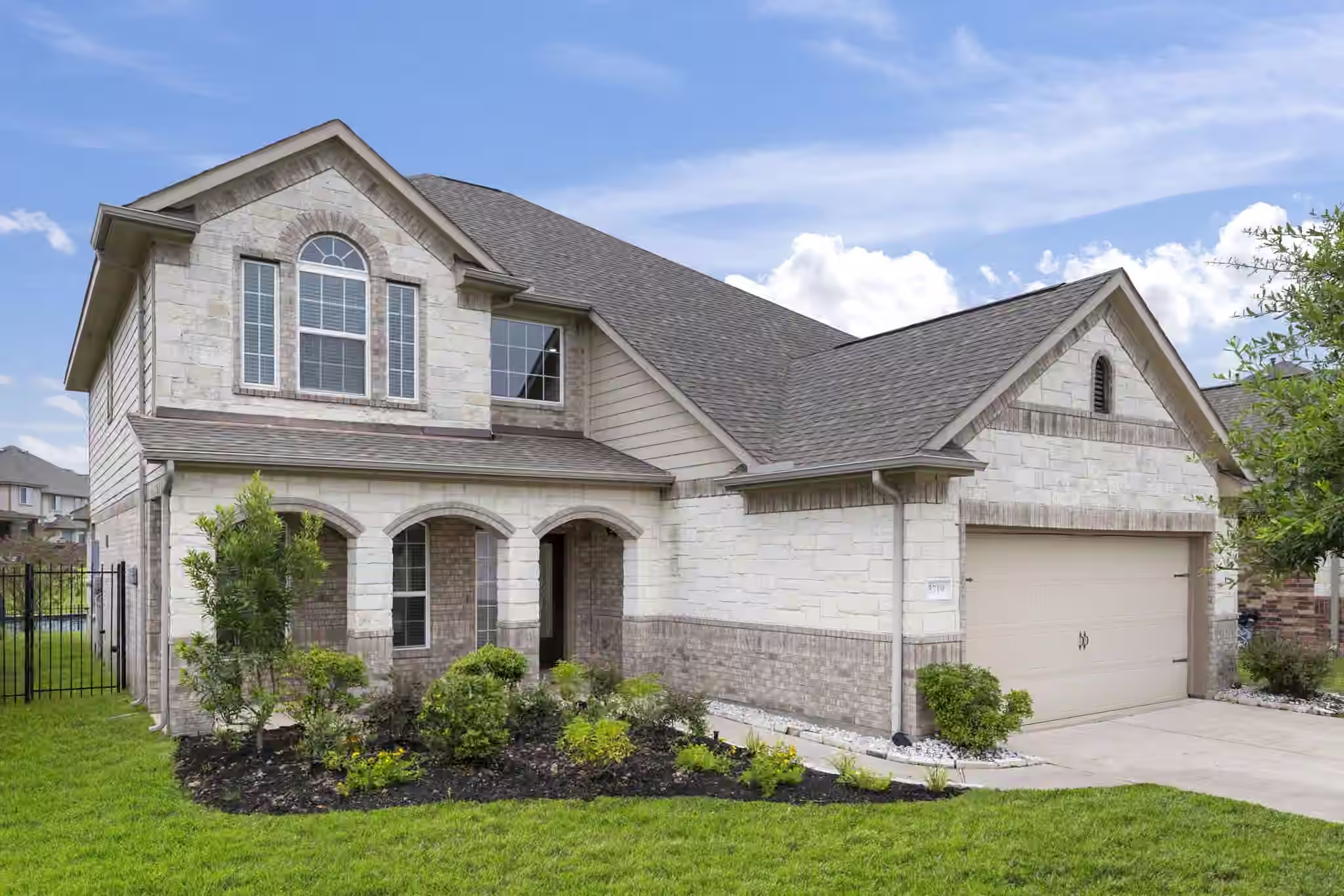 Photo of 3719 Lake Bend Shore Drive, Spring, TX 77386