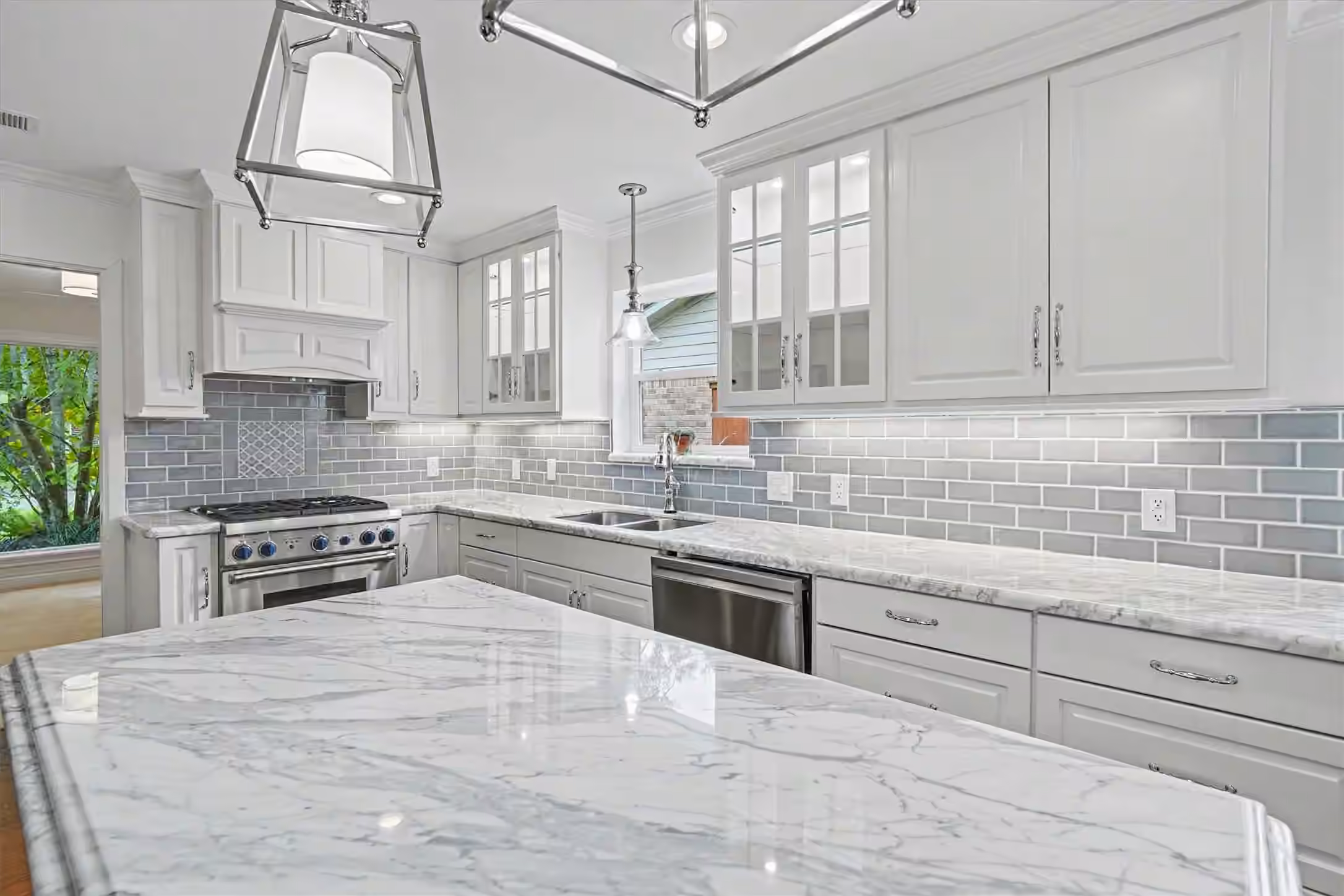 Photo 2 of 18319 Hereford Lane, Houston, TX