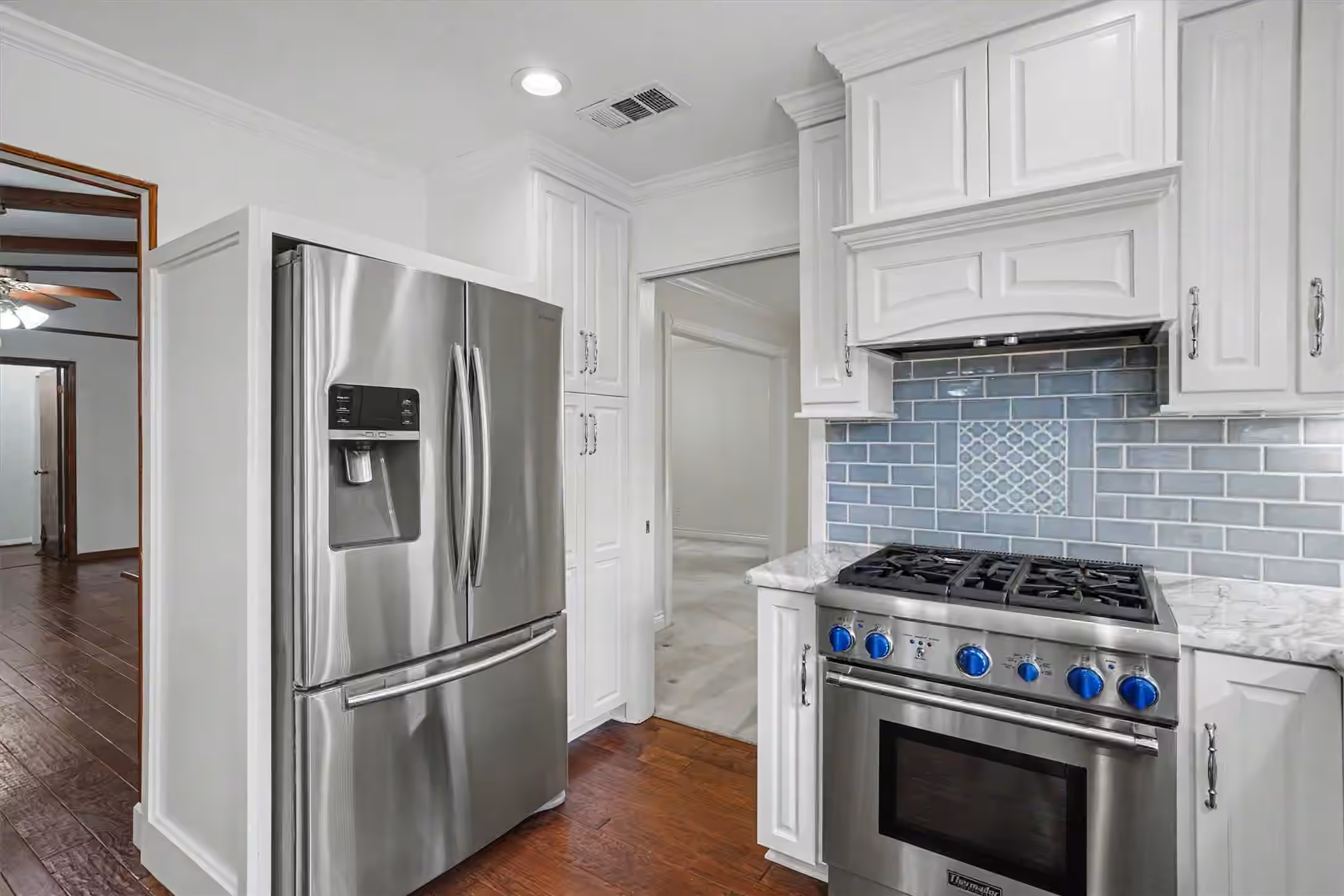Photo 5 of 18319 Hereford Lane, Houston, TX
