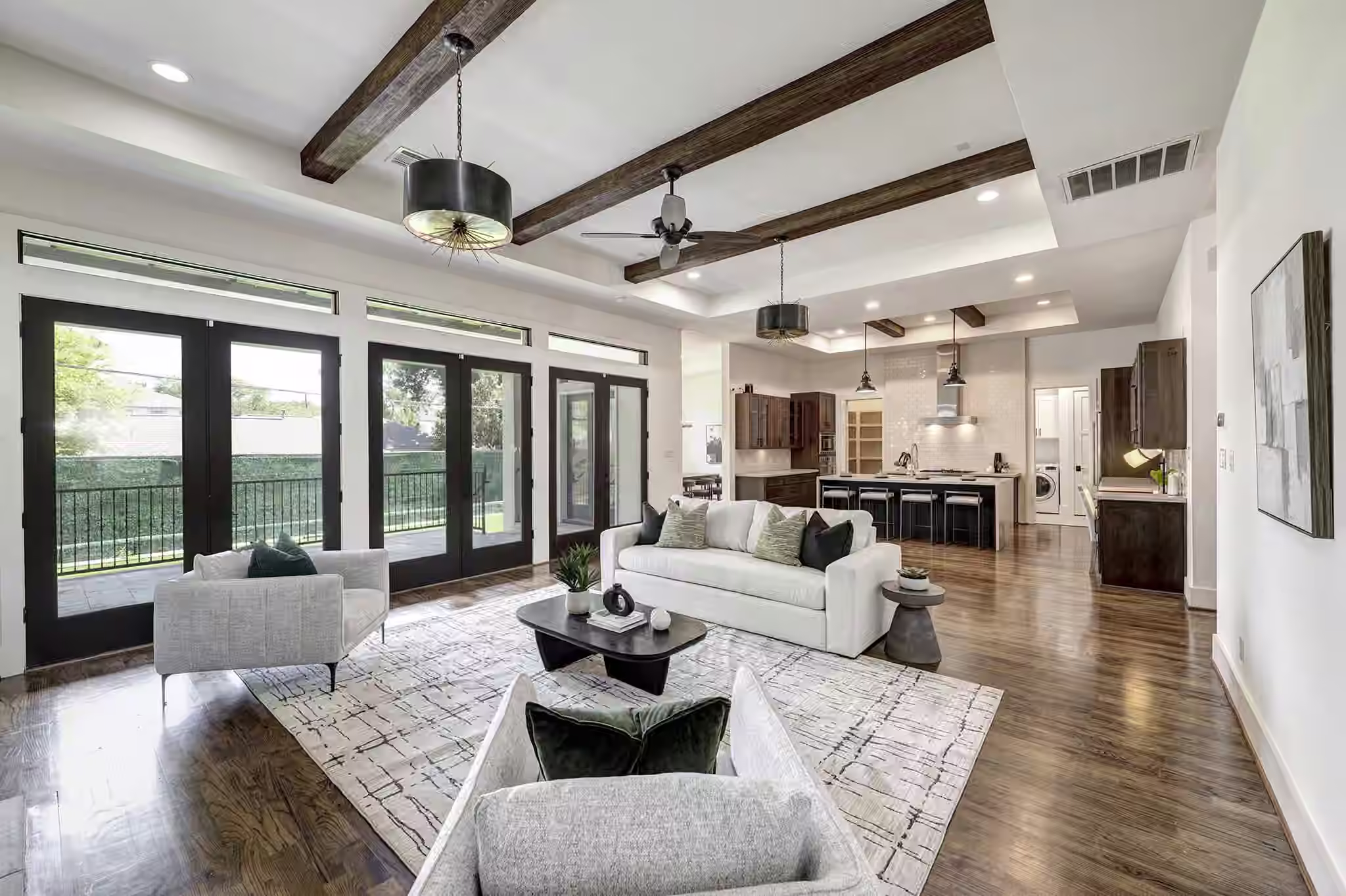 Photo 7 of 4704 Willow Street, Bellaire, TX