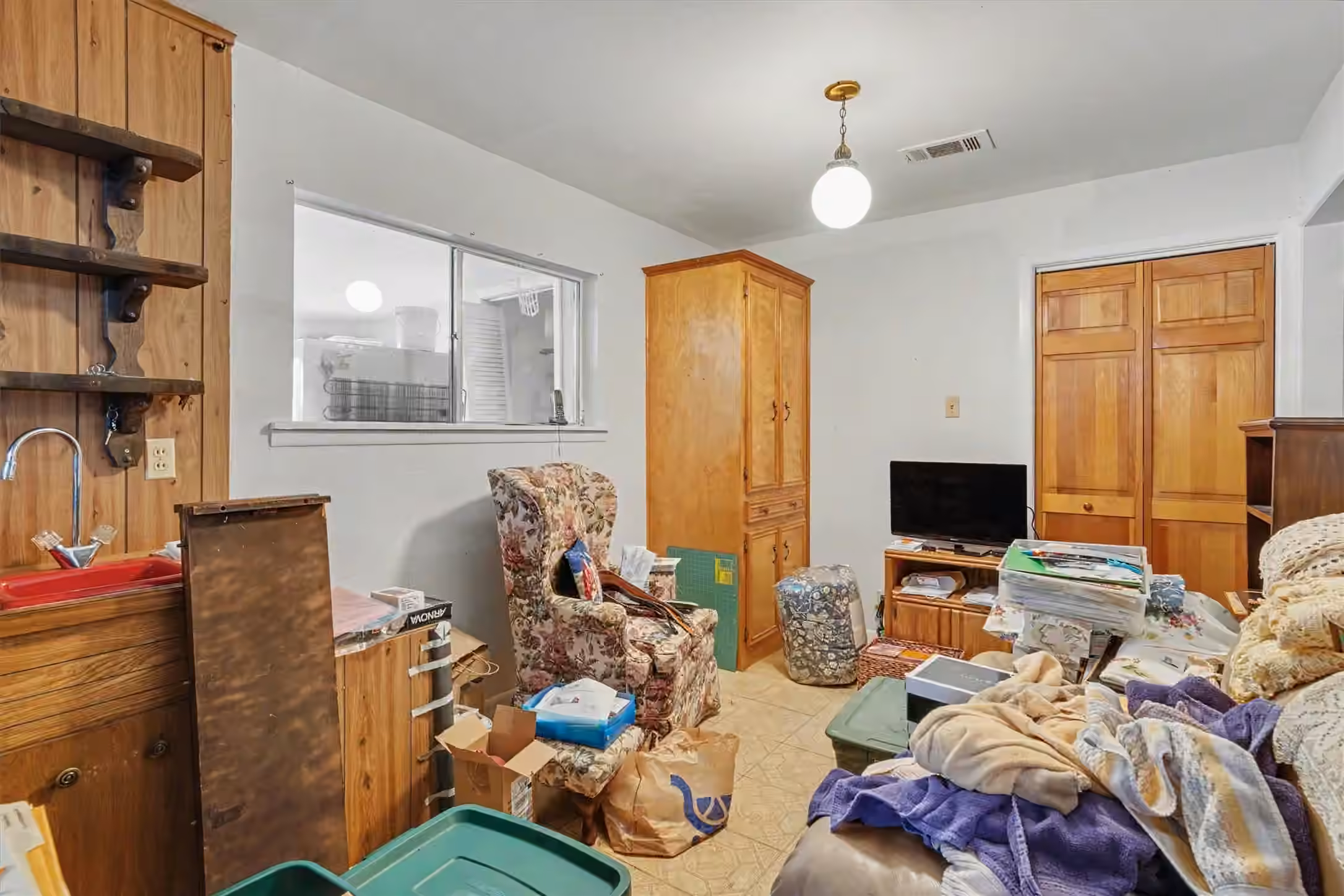 Photo 6 of 7833 Almeda Genoa Road, Houston, TX