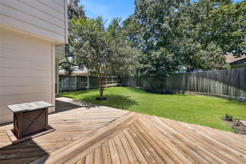 Photo 4 of 17210 Silverthorne Lane, Spring, TX