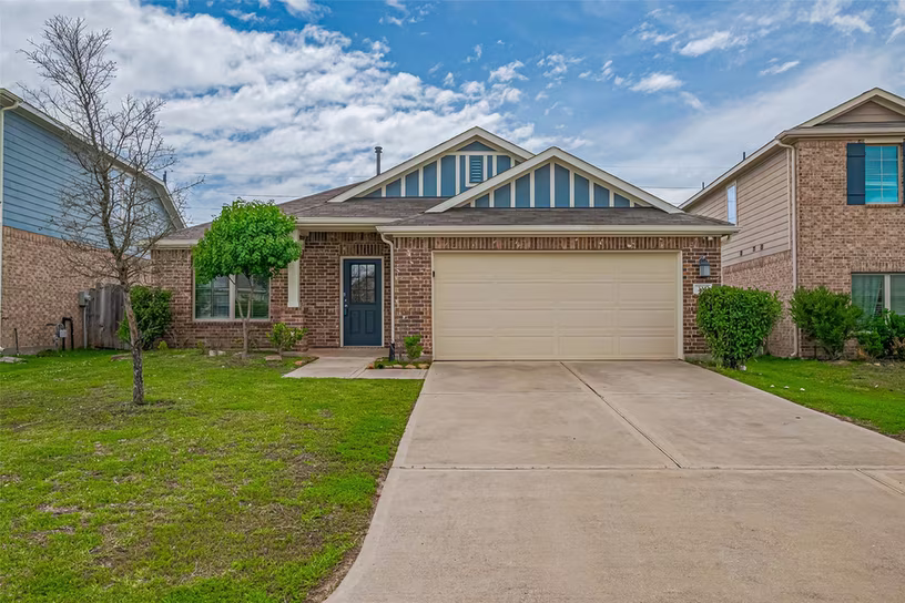 Photo of 335 Jewett Meadow Drive, Magnolia, TX 77354
