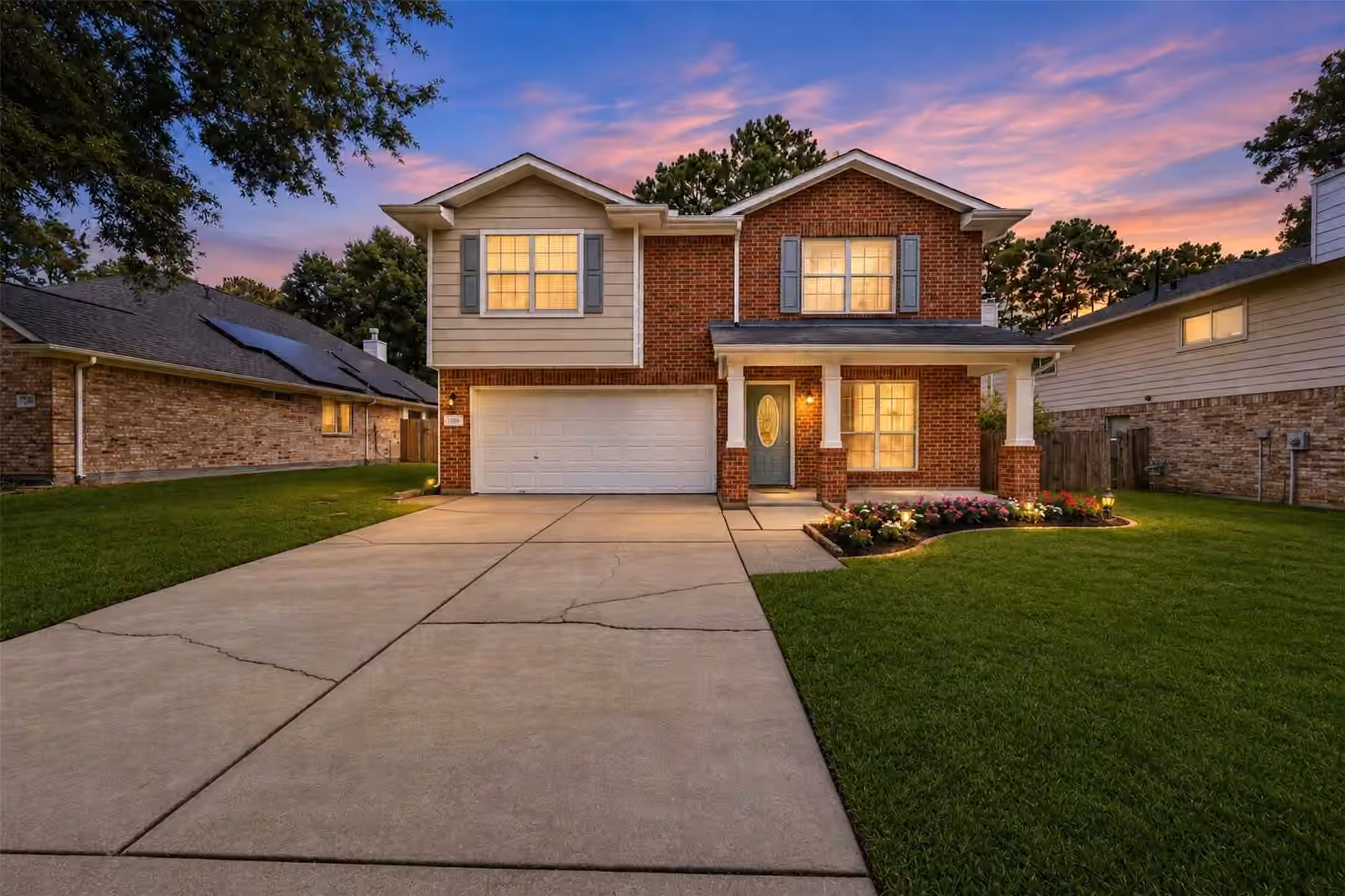 Photo 2 of 9130 Rolling Rapids Road, Humble, TX