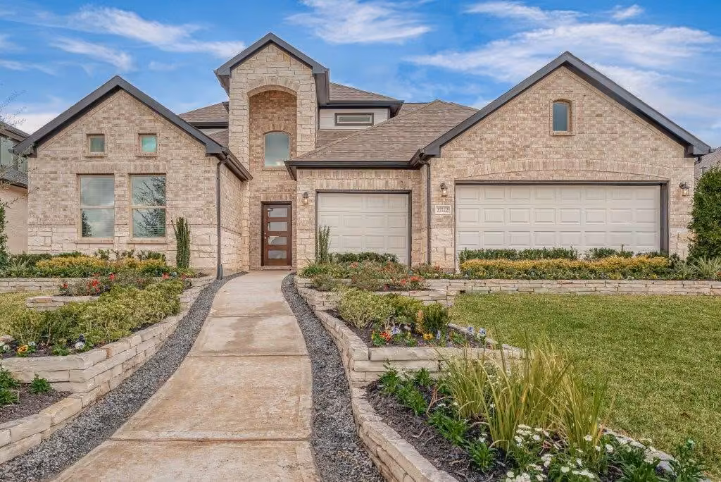 Photo 2 of 1061 Apple Ridge Road, Magnolia, TX