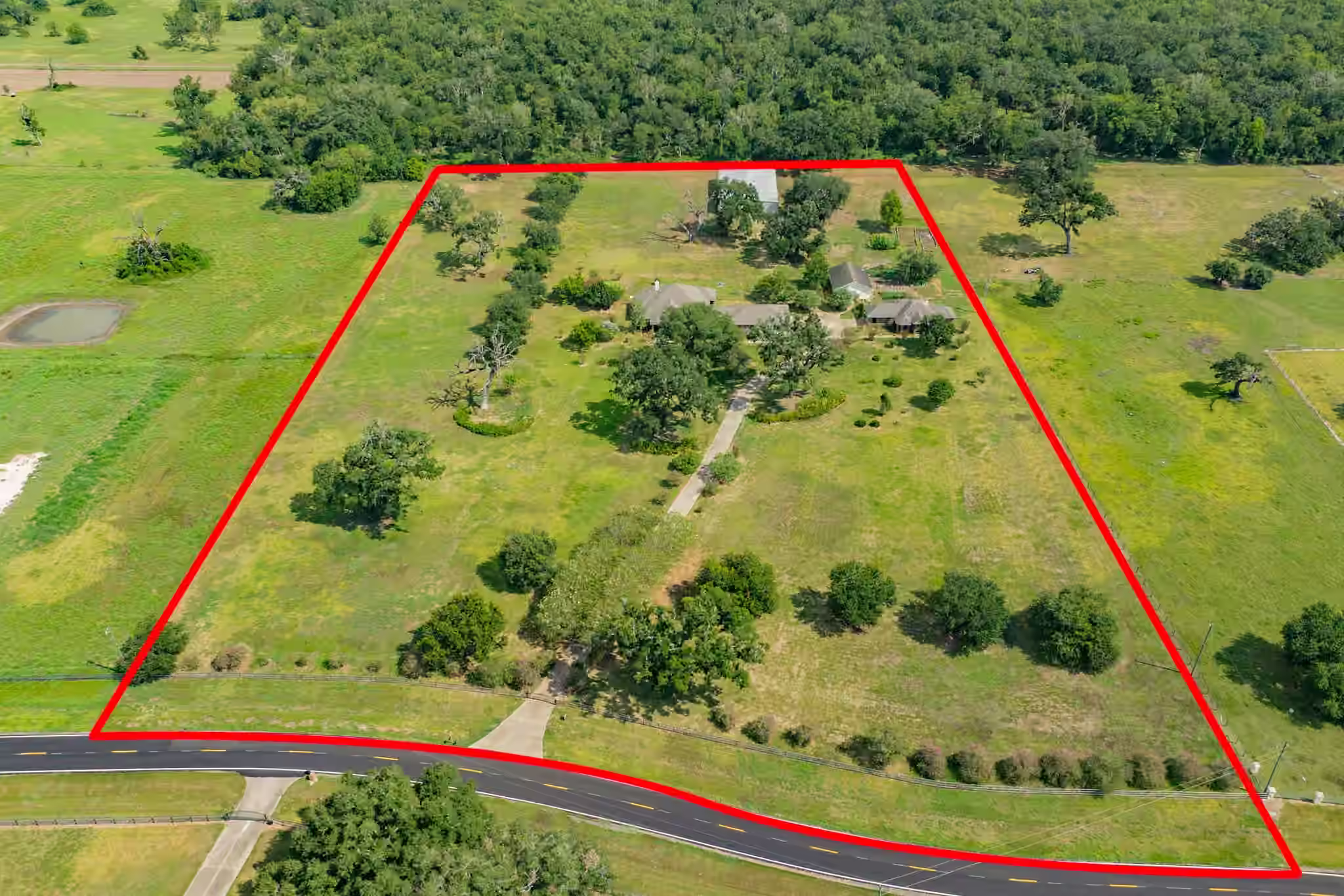 Photo of 2418 Majestic Oaks Court, Rosharon, TX