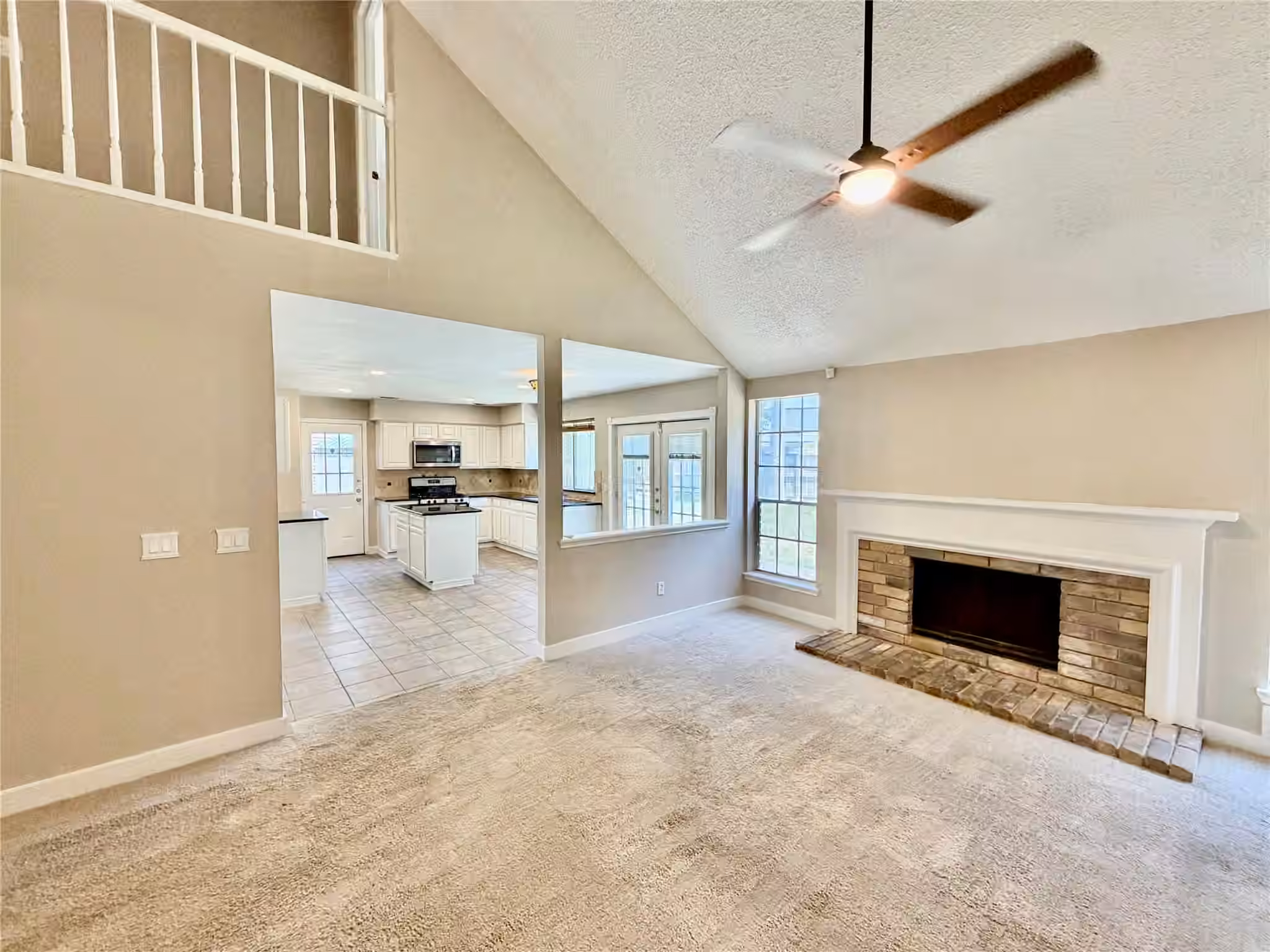 Photo 6 of 16006 Maple Acres Court, Houston, TX