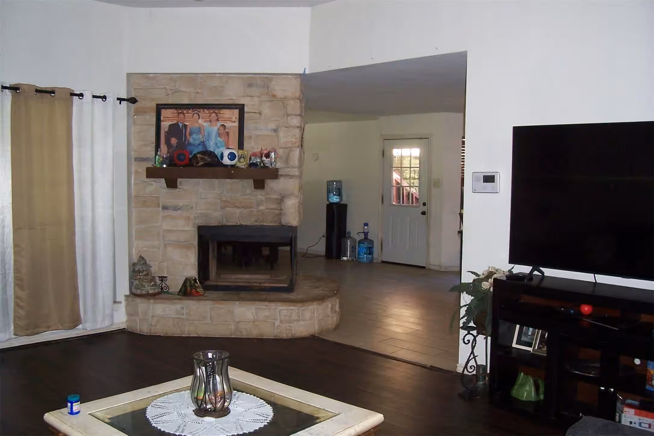 Photo 2 of 12110 HILLCREST DR, Pinehurst, TX