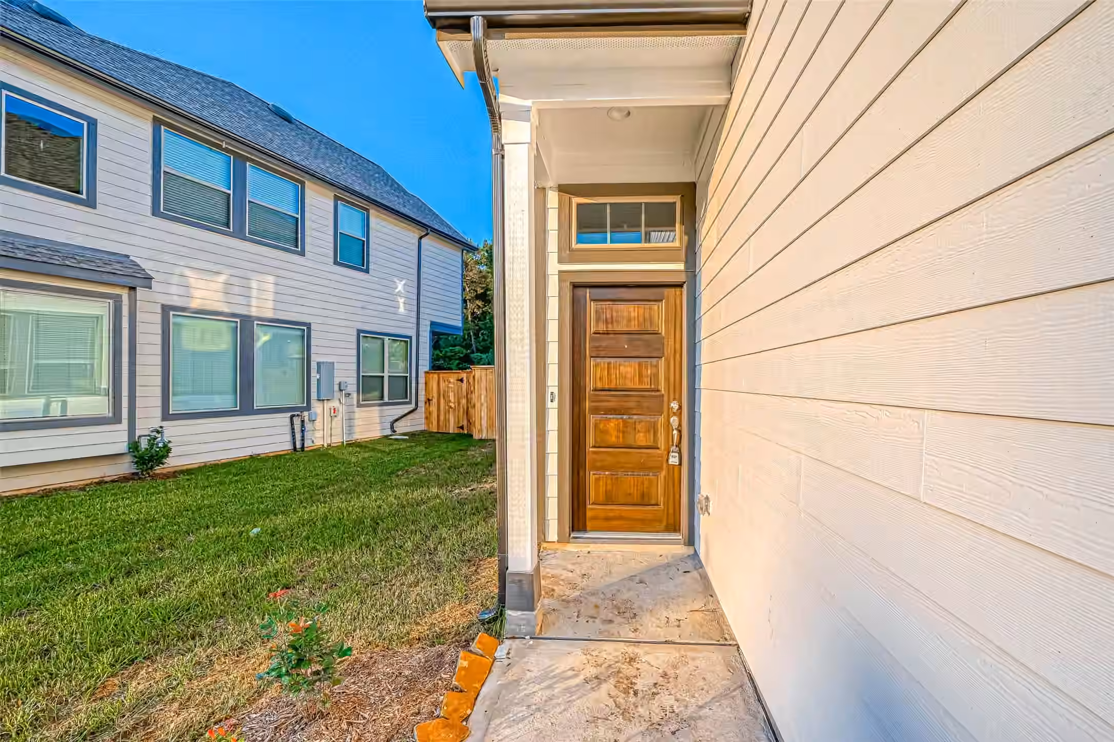 Photo 3 of 493 Long Leaf pine Drive, Montgomery, TX