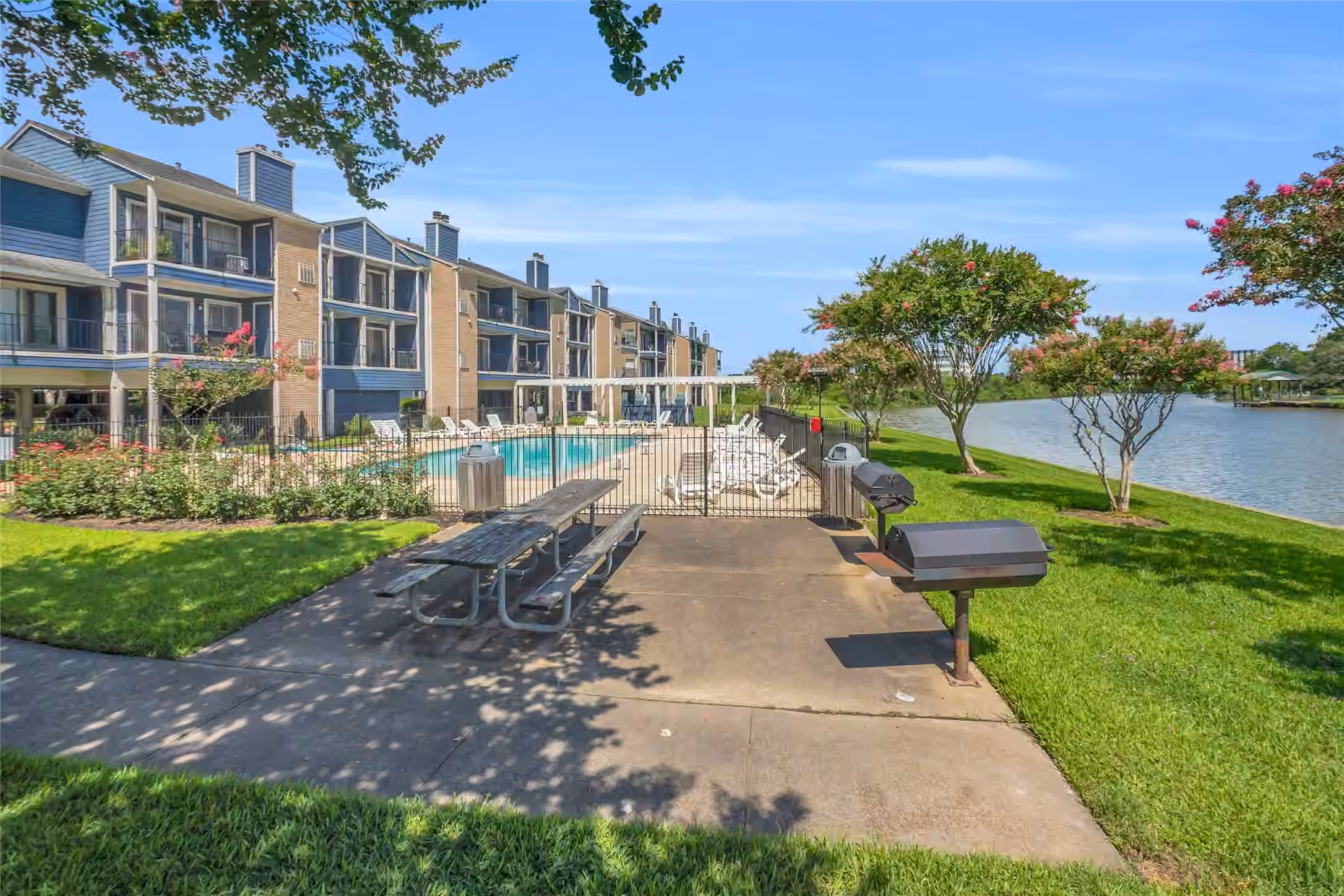 Photo of 18511 Egret Bay Boulevard 502, Webster, TX