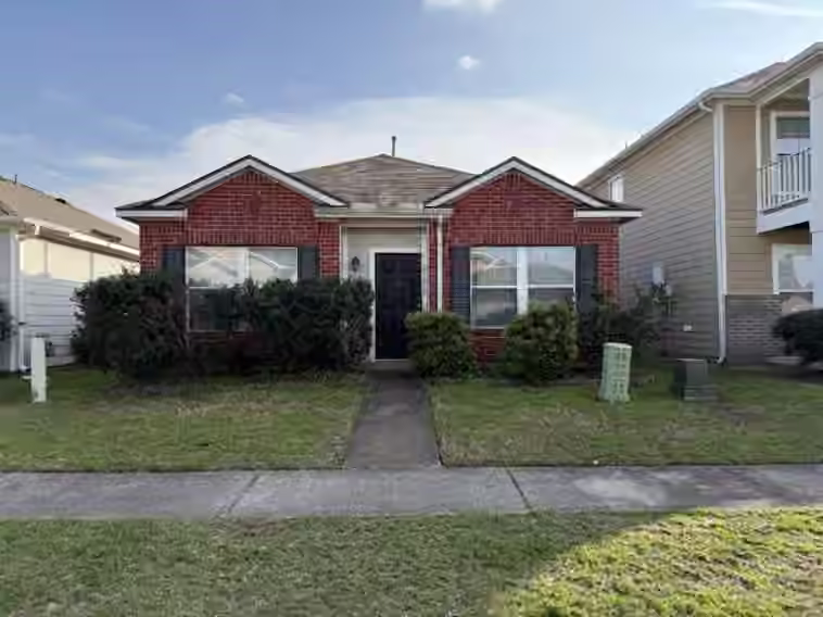 Photo 2 of 21875 Mossy Field Lane, Spring, TX