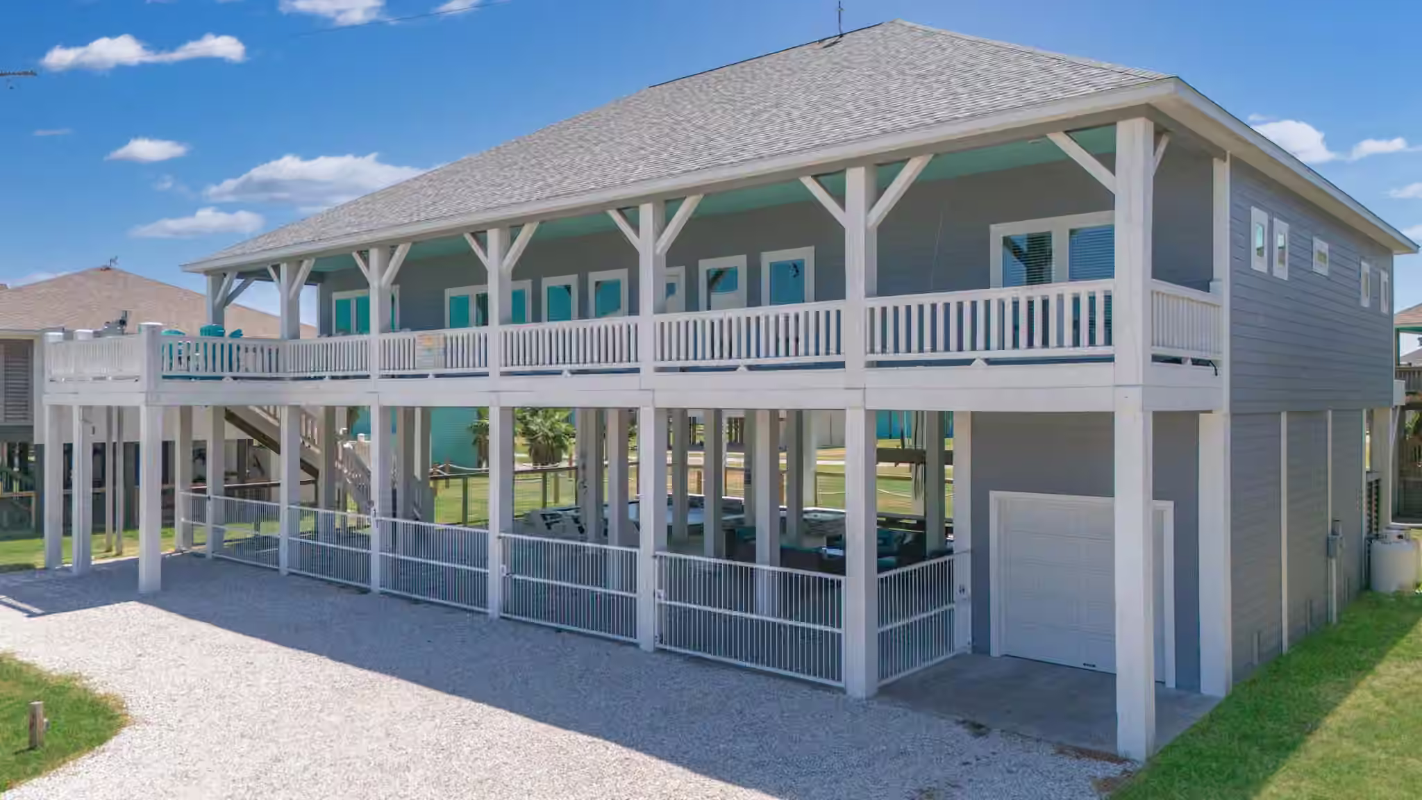 Photo of 937 S Cove, Crystal Beach, TX 77650
