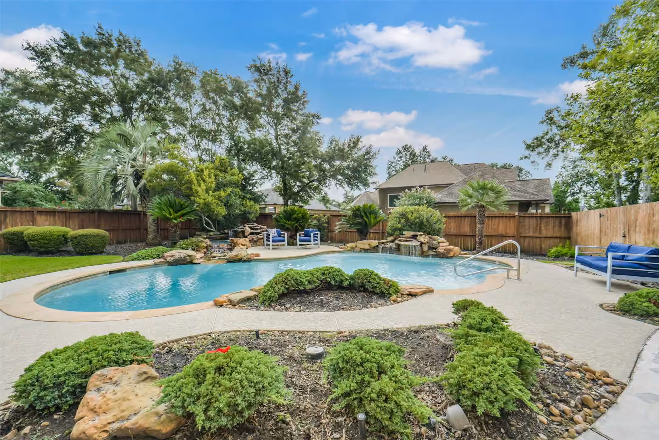 Photo 4 of 15219 Bandera Falls, Cypress, TX