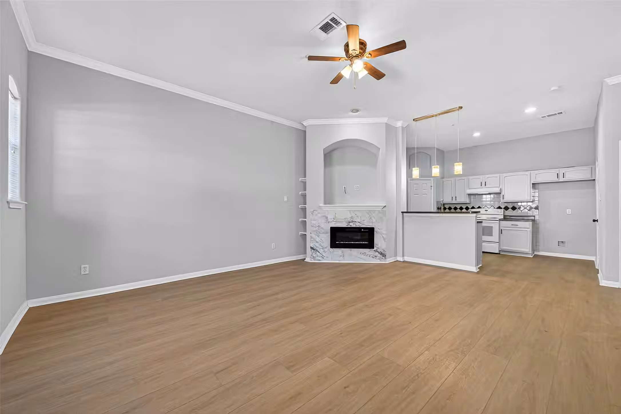 Photo 6 of 2710 Grants Lake Boulevard L8, Sugar Land, TX