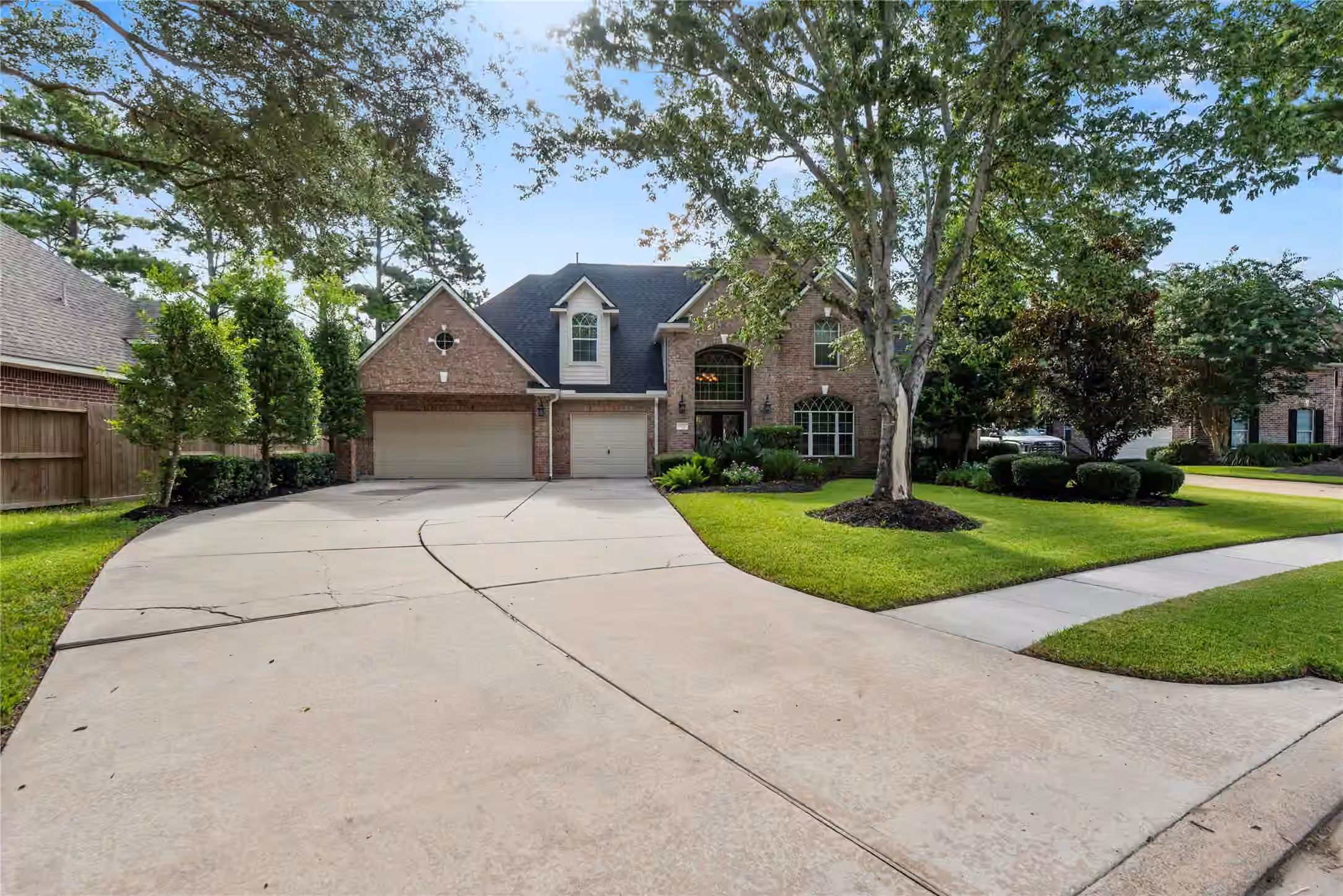 Photo 3 of 15618 Stable Lake Drive, Cypress, TX