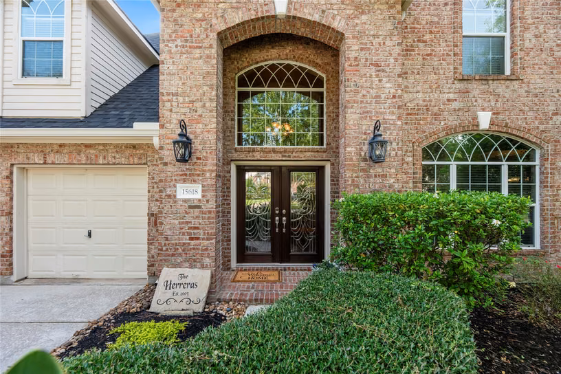 Photo 6 of 15618 Stable Lake Drive, Cypress, TX