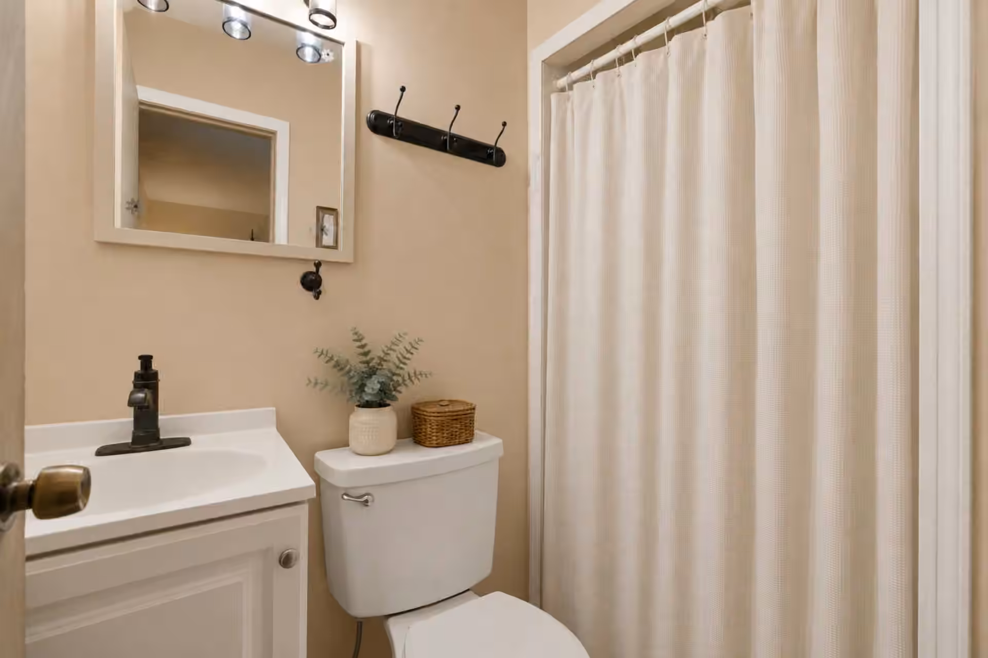 Photo 7 of 10922 Ivyridge Road, Houston, TX