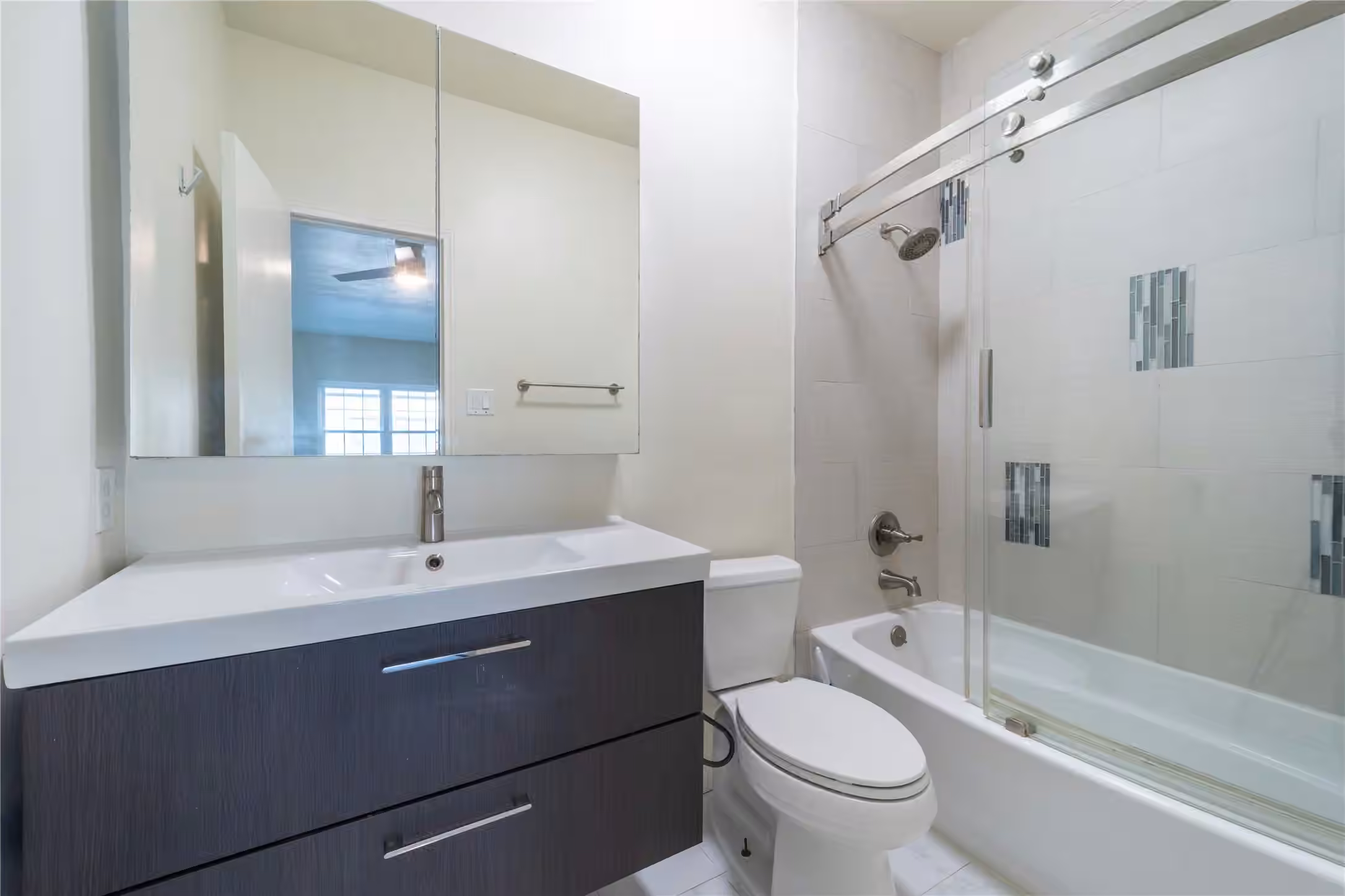 Photo 7 of 7332 Regency Square Court 7332, Houston, TX