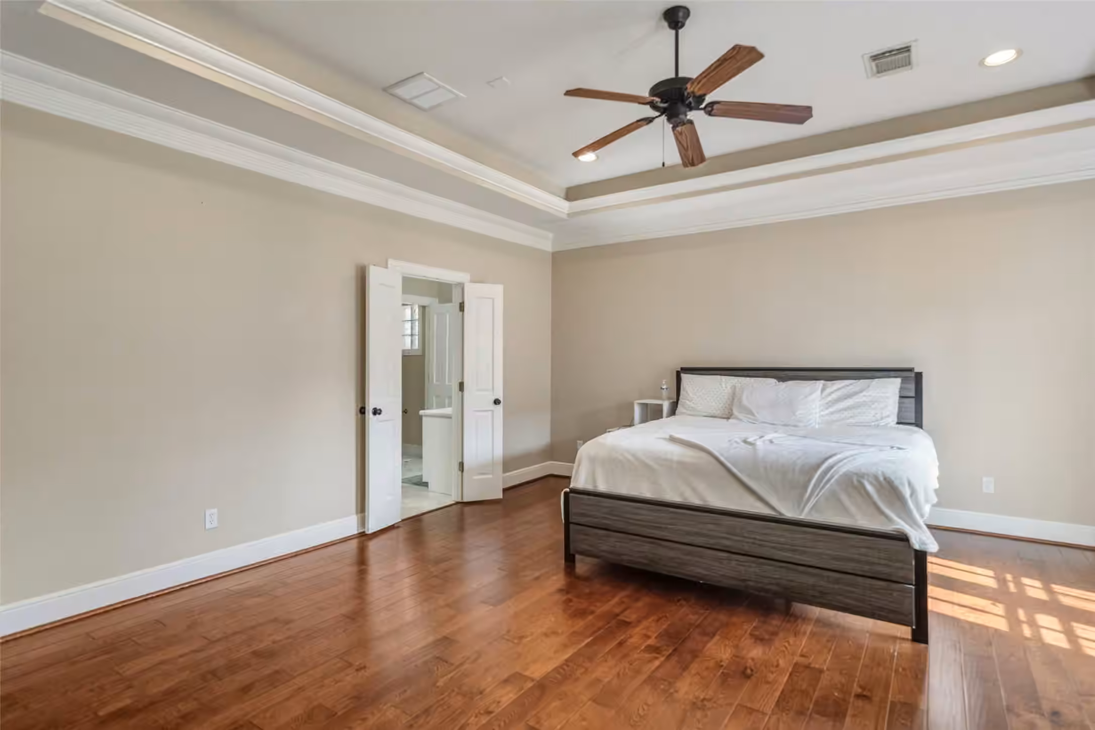 Photo 7 of 1302 Antoine Drive A, Houston, TX