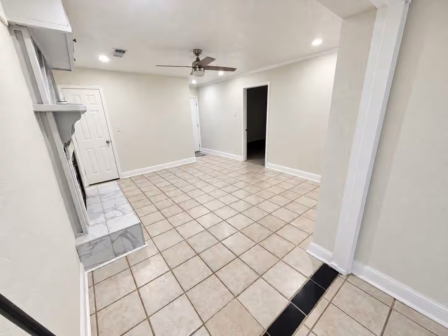 Photo 3 of 6307 Georgianna Drive, Pasadena, TX