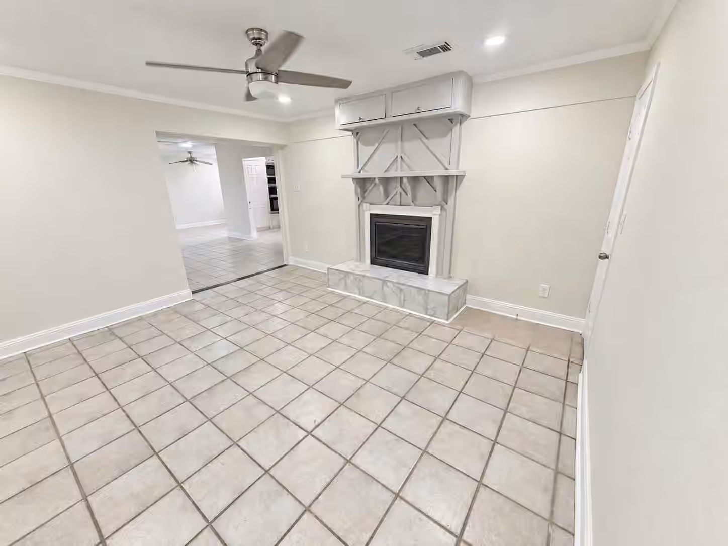 Photo 5 of 6307 Georgianna Drive, Pasadena, TX
