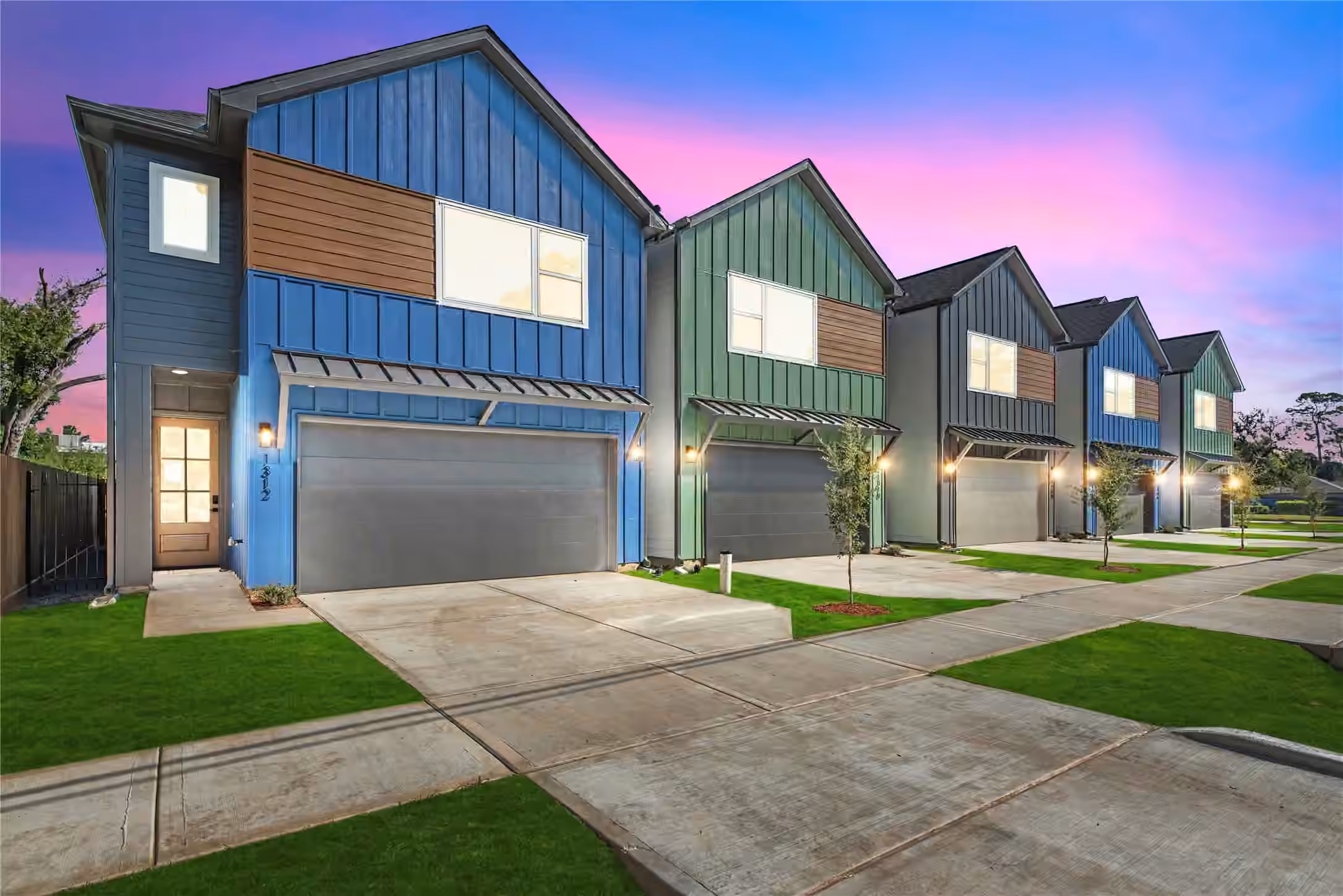 Photo 2 of 1310 Neiman Lane, Houston, TX