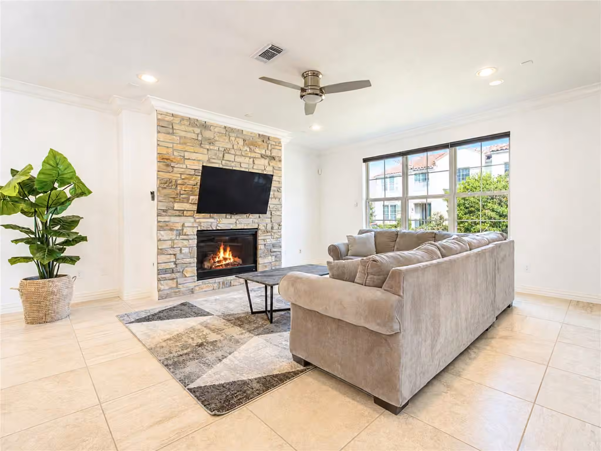 Photo 2 of 13605 Teal Bluff Lane, Houston, TX