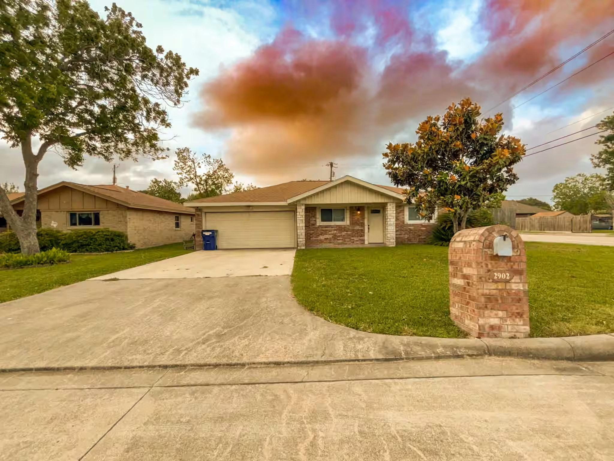 Photo of 2902 19th Avenue N, Texas City, TX 77590