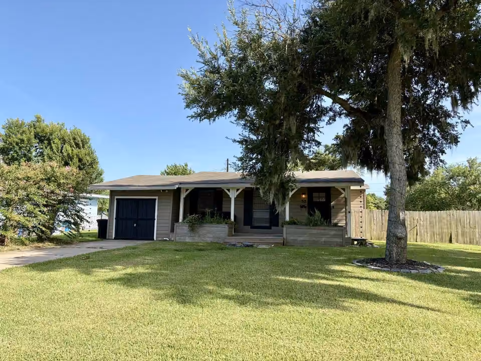 Photo of 52 Periwinkle Court, Lake Jackson, TX 77566