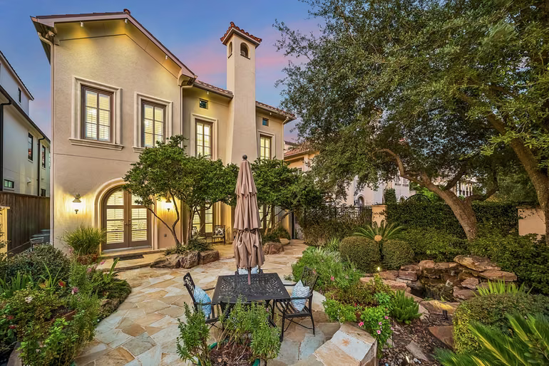 Photo of 5034 Tangle Lane, Houston, TX 77056