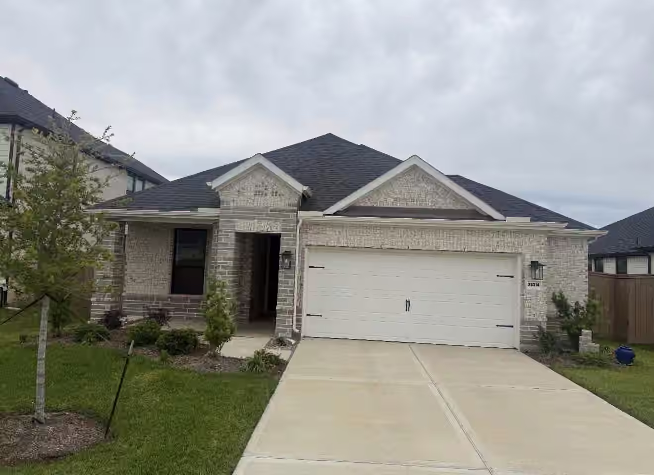 Photo 2 of 25314 Loch Doon Drive, Katy, TX