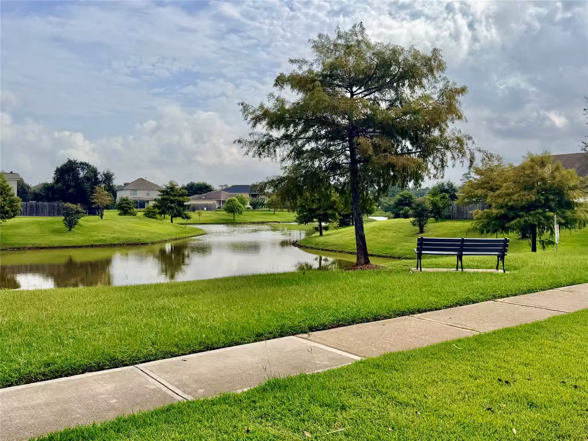 Photo 3 of 21603 Falvel Sunrise Court, Spring, TX