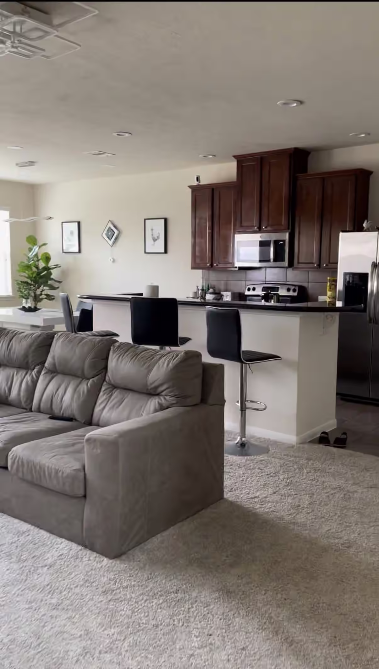 Photo 2 of 14226 Silver Hollow Lane, Houston, TX