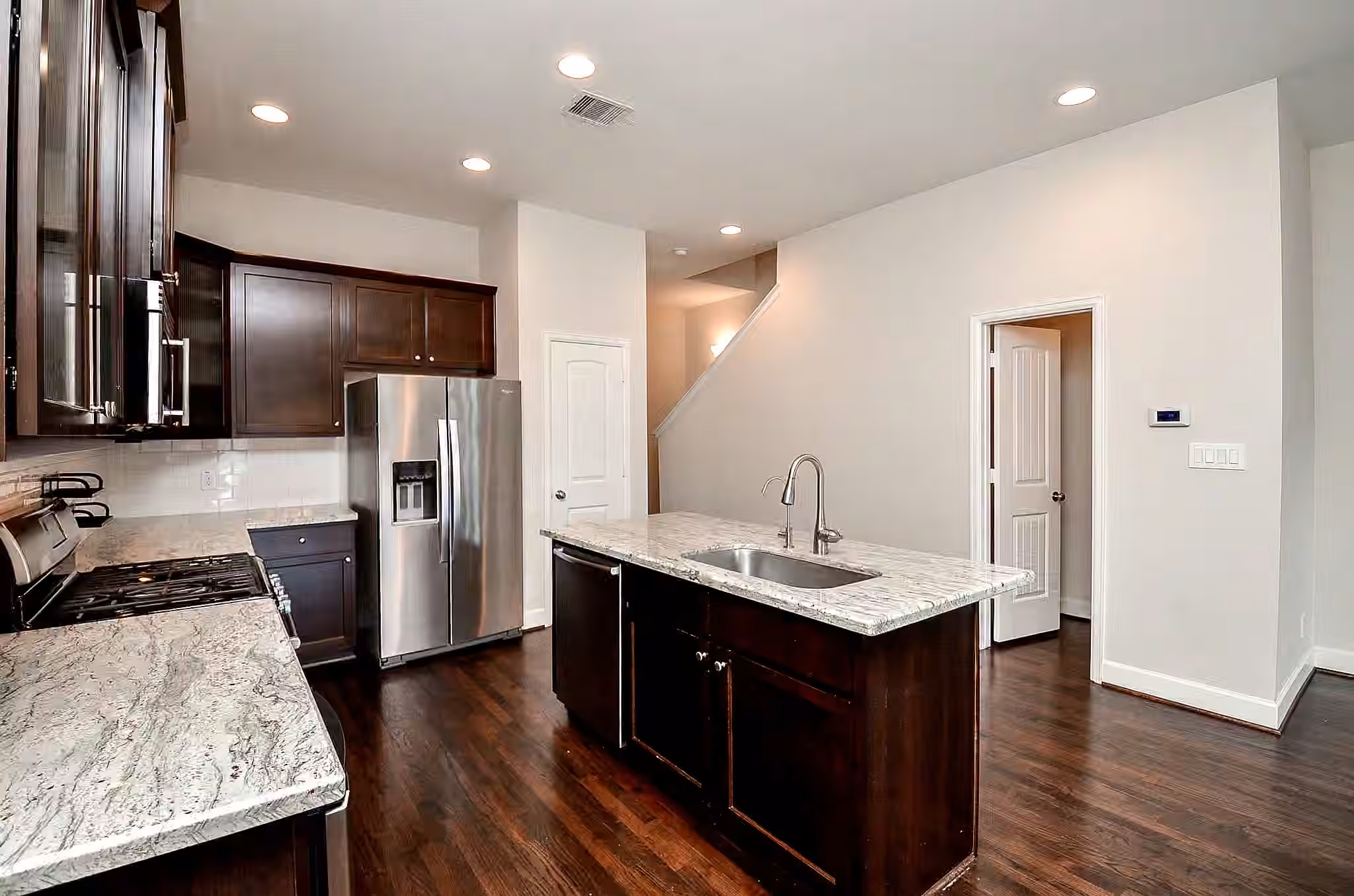 Photo 7 of 814 W 26th Street A, Houston, TX