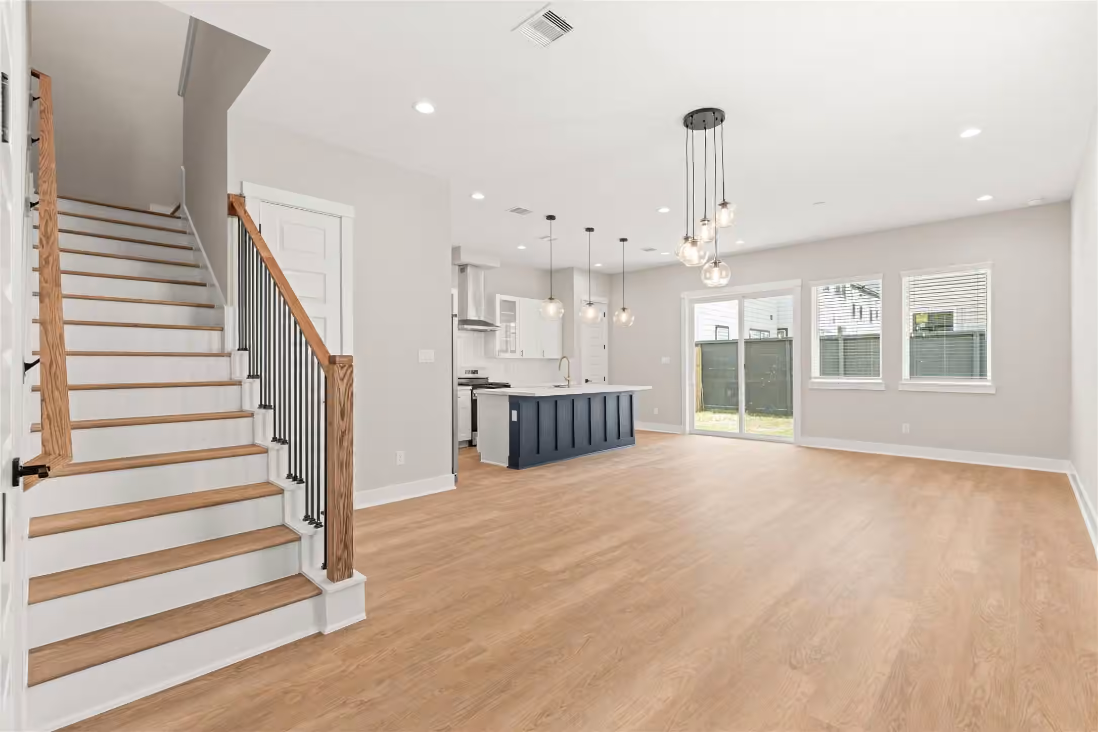 Photo 6 of 5925 Wheatley Lane, Houston, TX