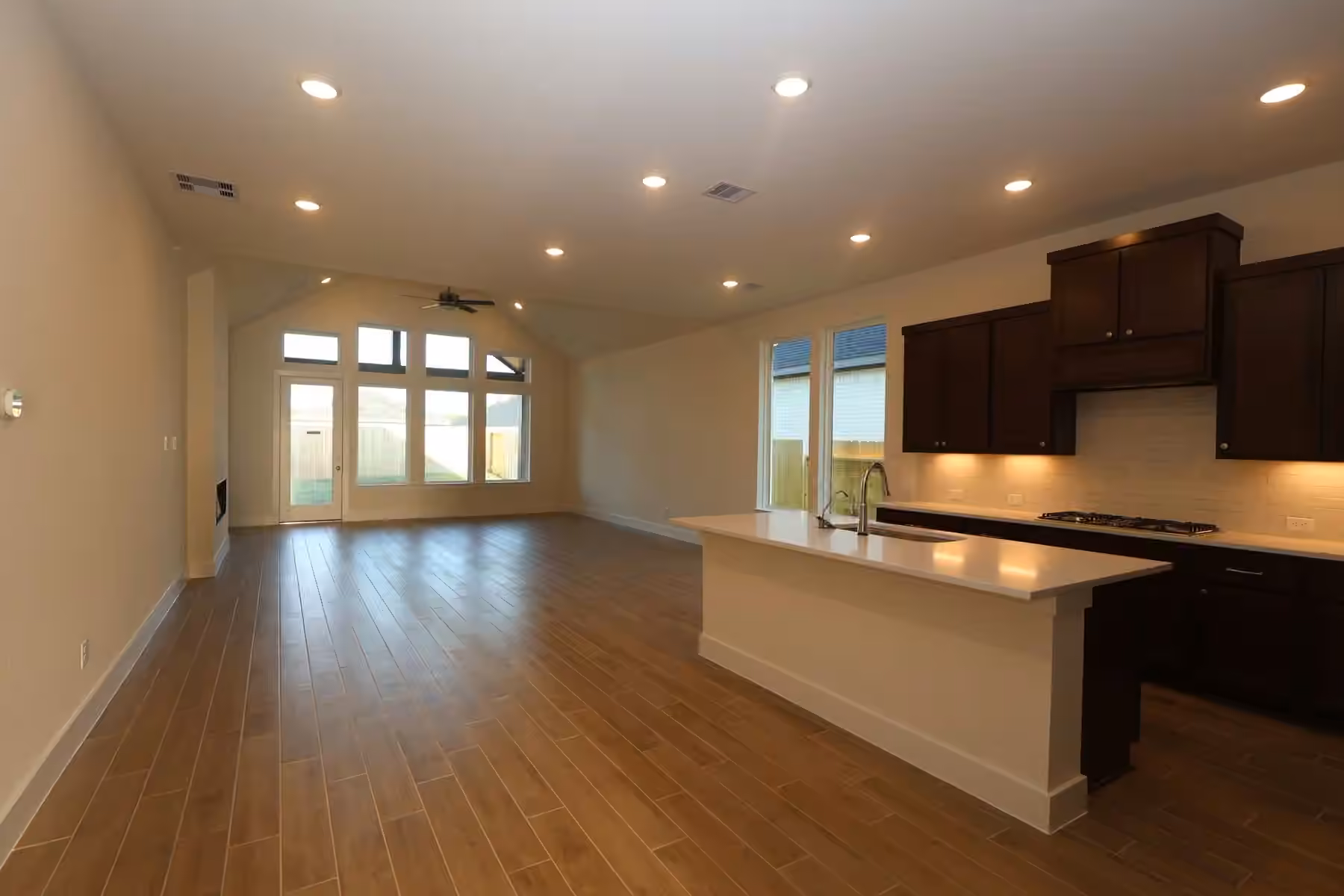 Photo 5 of 22611 Ruby Forest Road, Tomball, TX