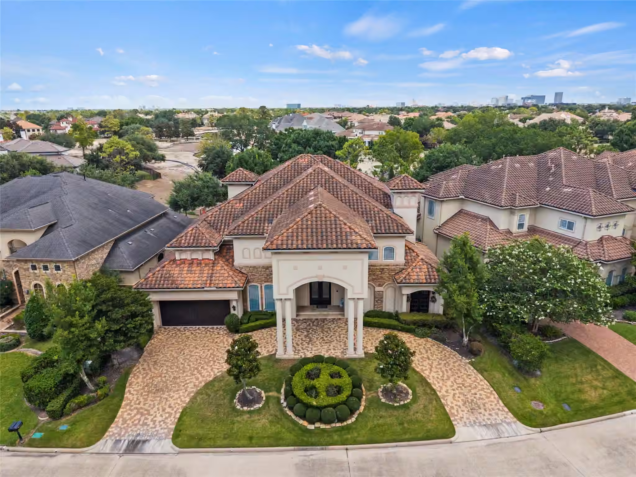 Photo 3 of 11822 Montmarte Boulevard, Houston, TX