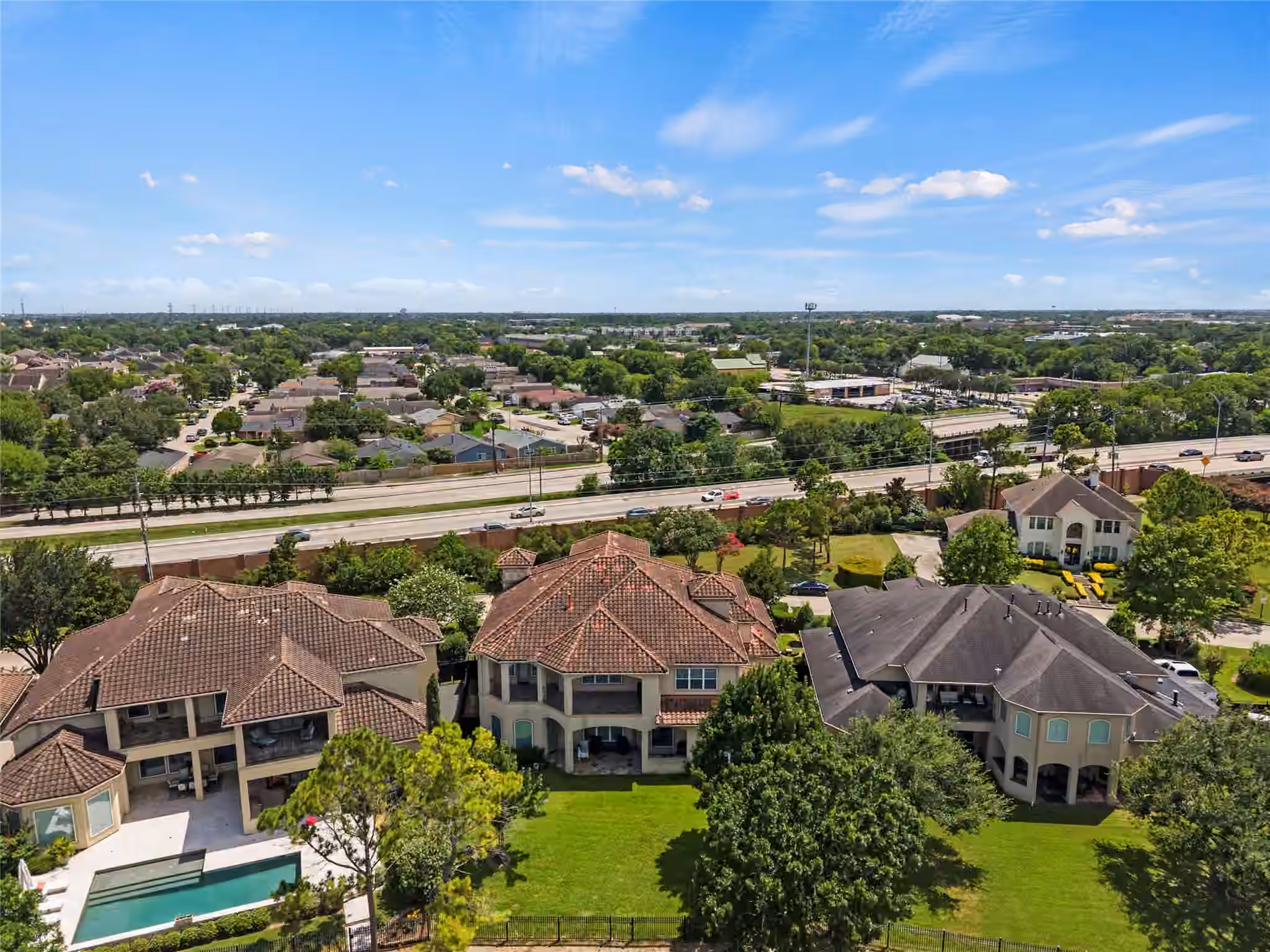 Photo 4 of 11822 Montmarte Boulevard, Houston, TX