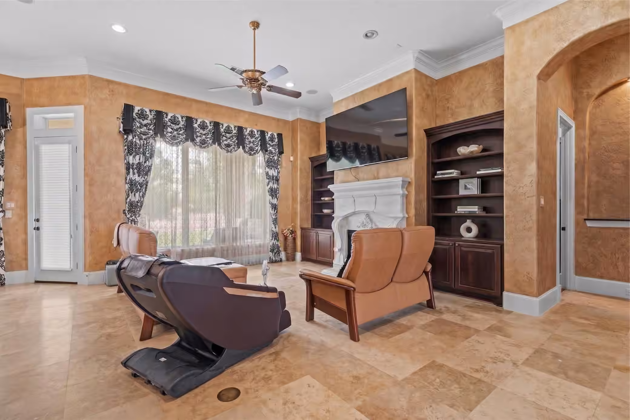 Photo 5 of 11822 Montmarte Boulevard, Houston, TX