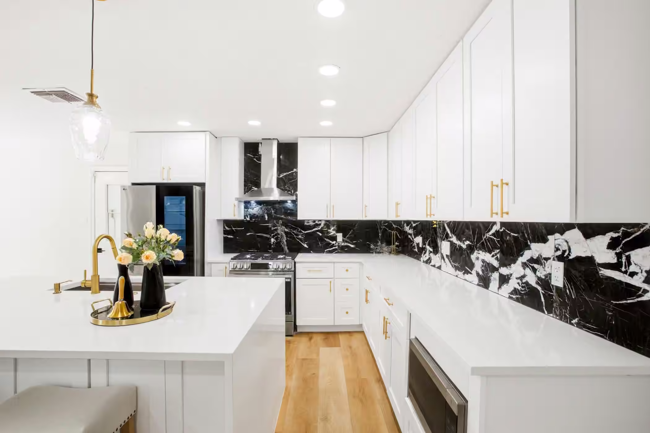 Photo 5 of 14118 Sandfield Drive, Houston, TX