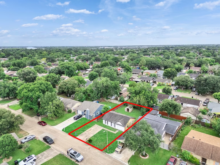 Photo 4 of 3207 Brookston Street, Houston, TX