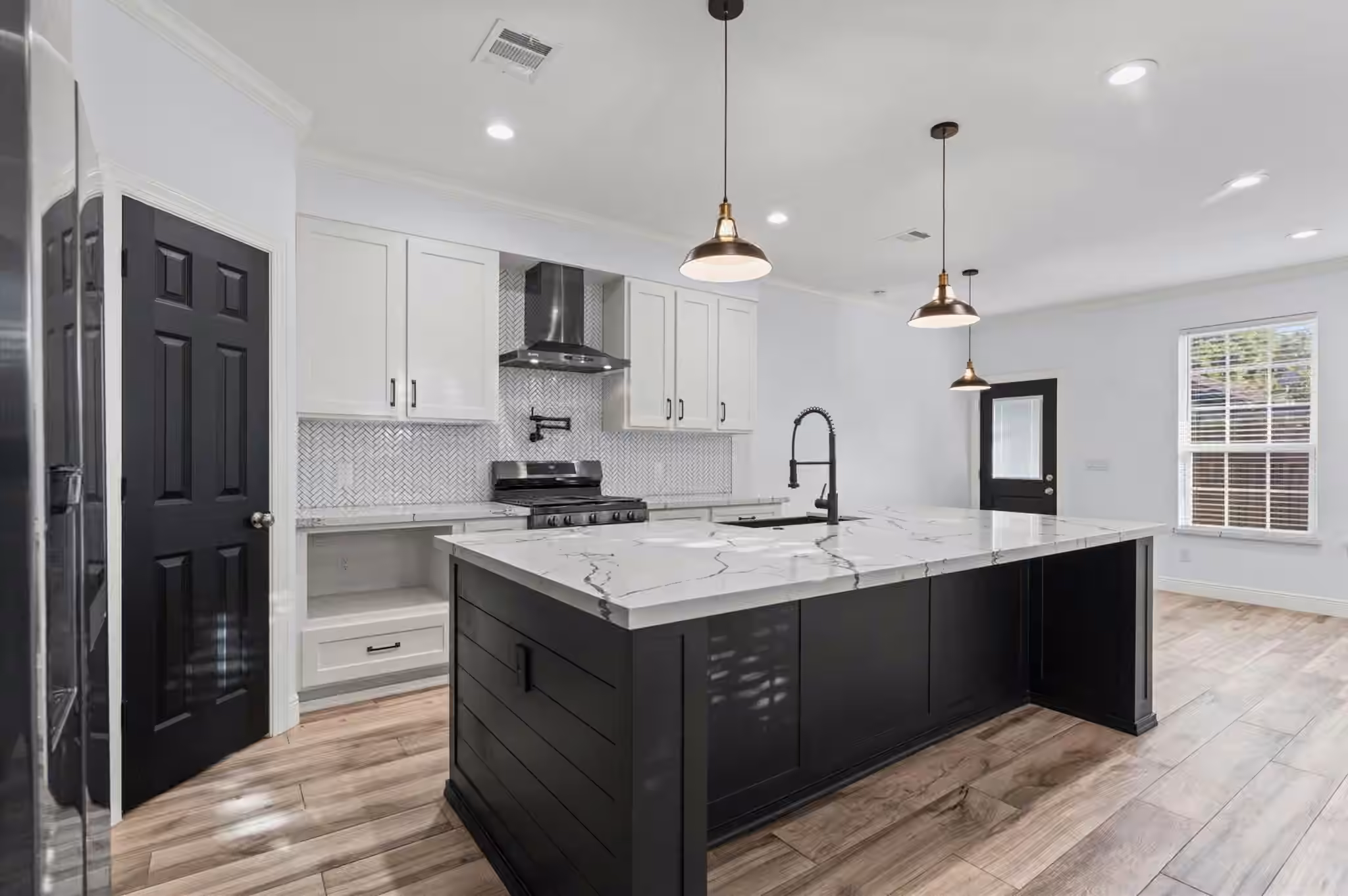 Photo 7 of 7318 Avenue J, Houston, TX