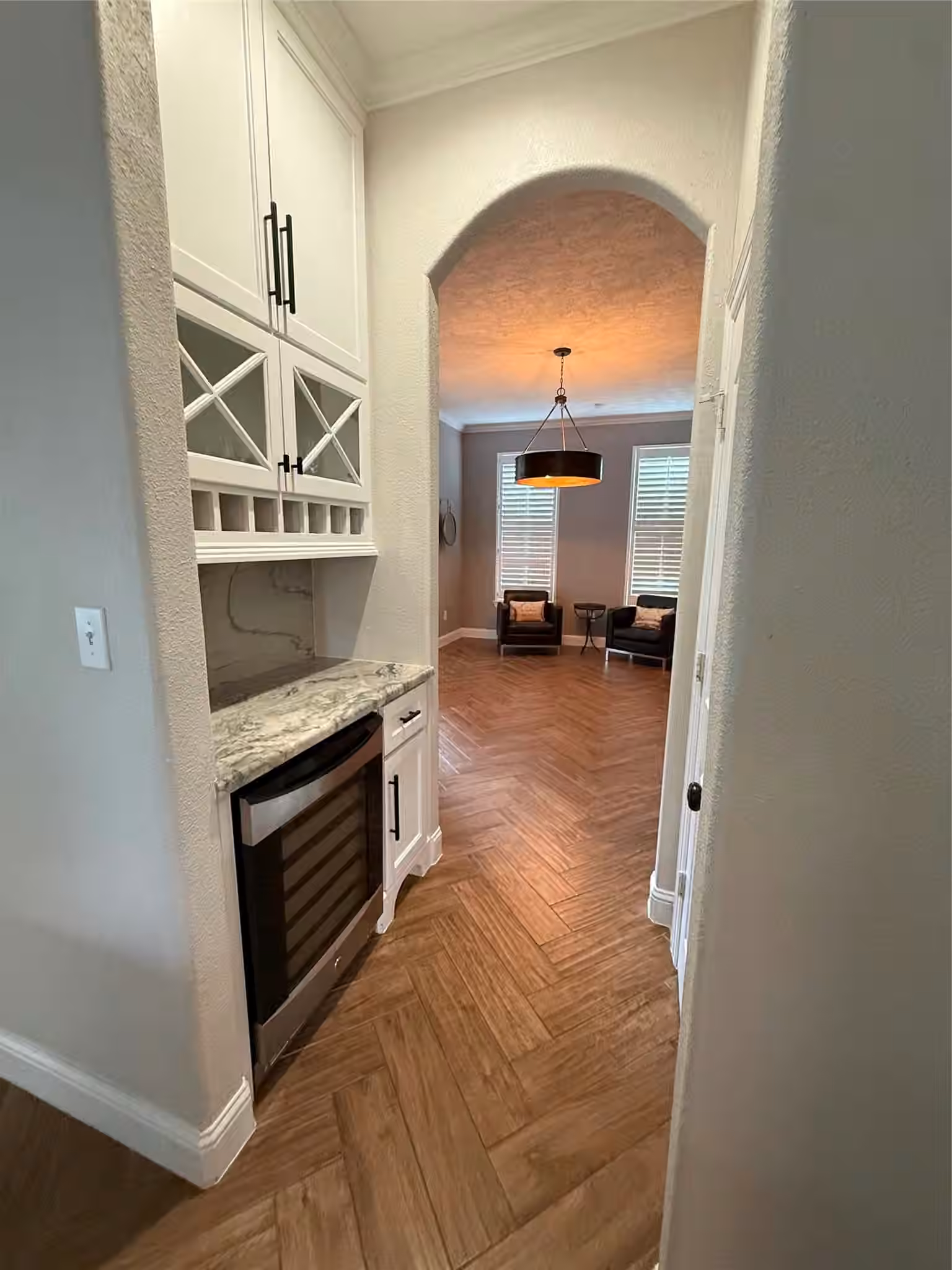 Photo 5 of 1710 Parklake Village, Katy, TX