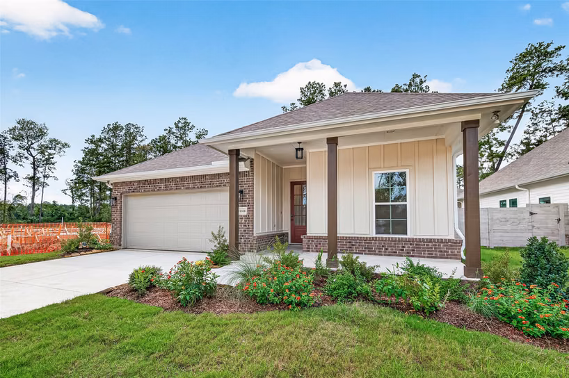 Photo 2 of 11328 Iron Horse Street, Montgomery, TX