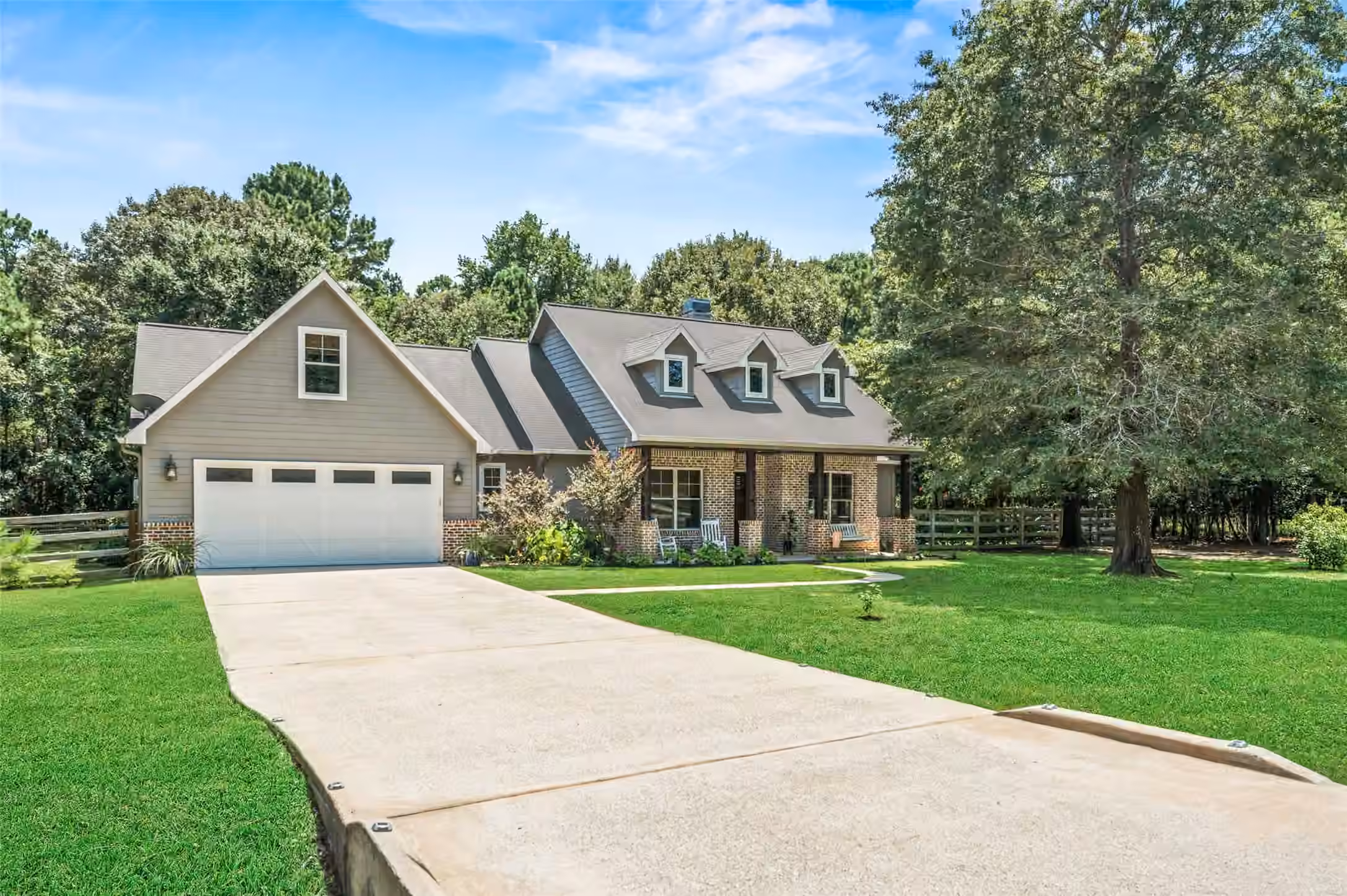 Photo 2 of 8861 Catamaran Way, Montgomery, TX