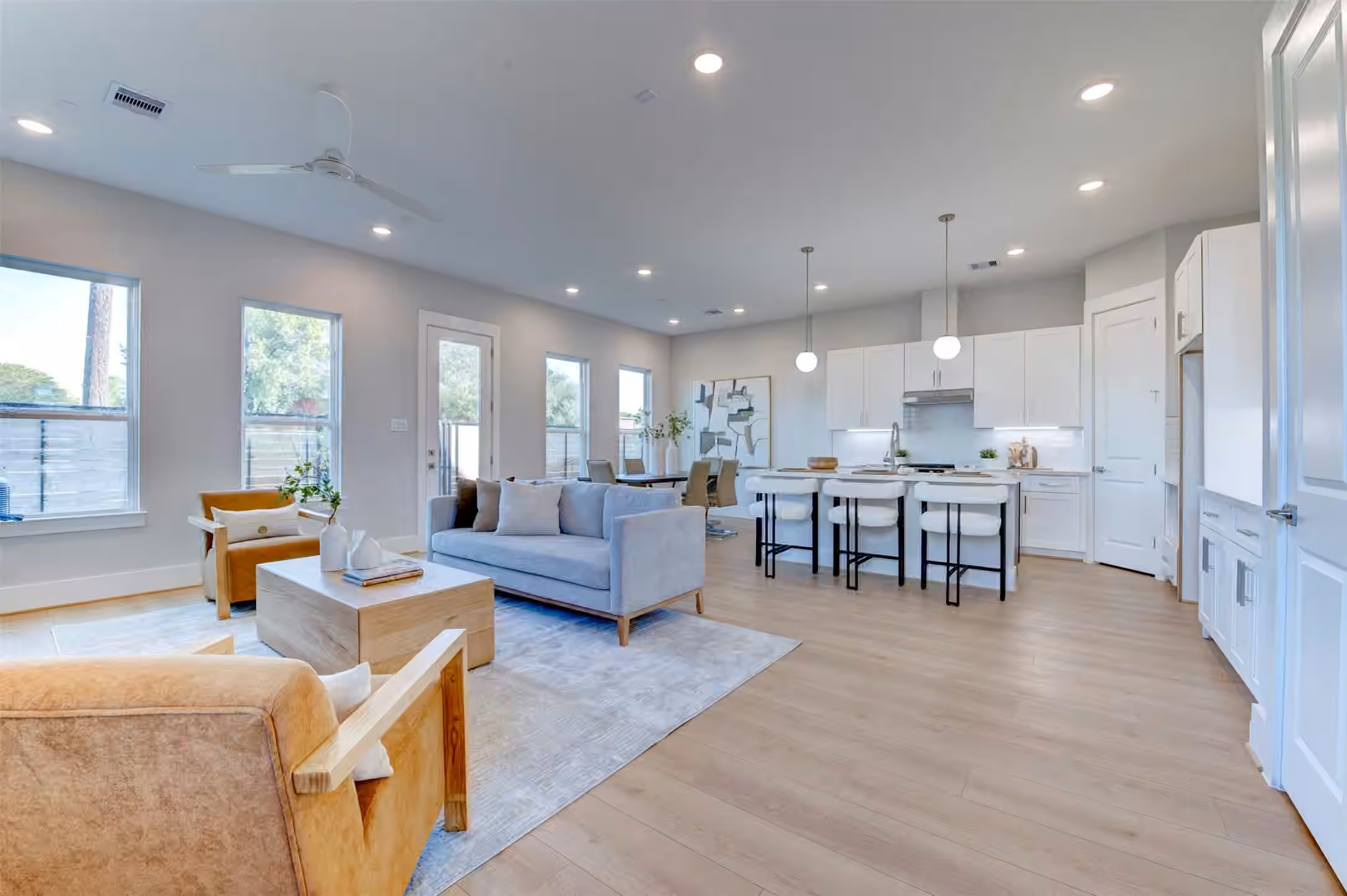 Photo of 5128 Rosslyn Road, Houston, TX