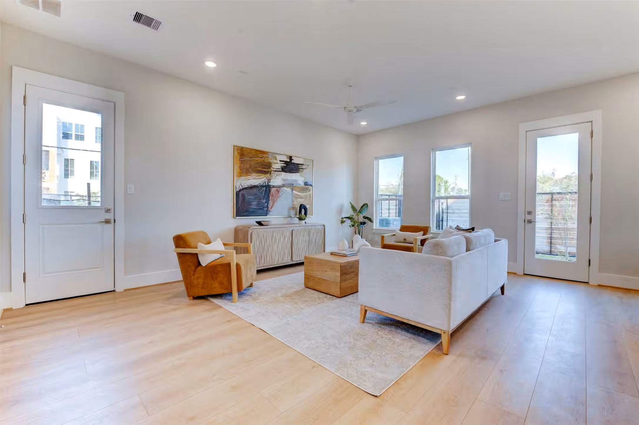 Photo 5 of 5128 Rosslyn Road, Houston, TX