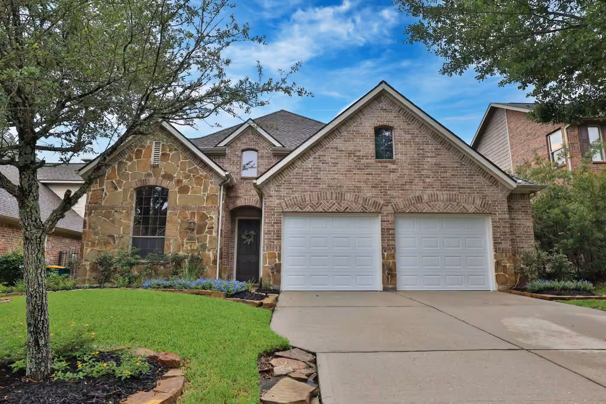 Photo of 7 Woodmoor Place, Magnolia, TX